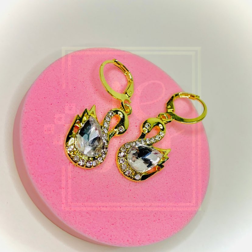 Pendientes de Cisne