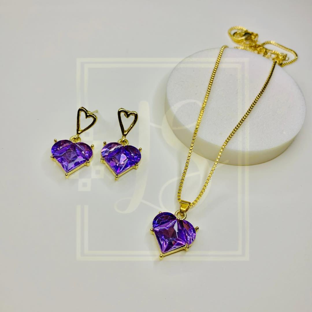 Conjunto Corazón Púrpura